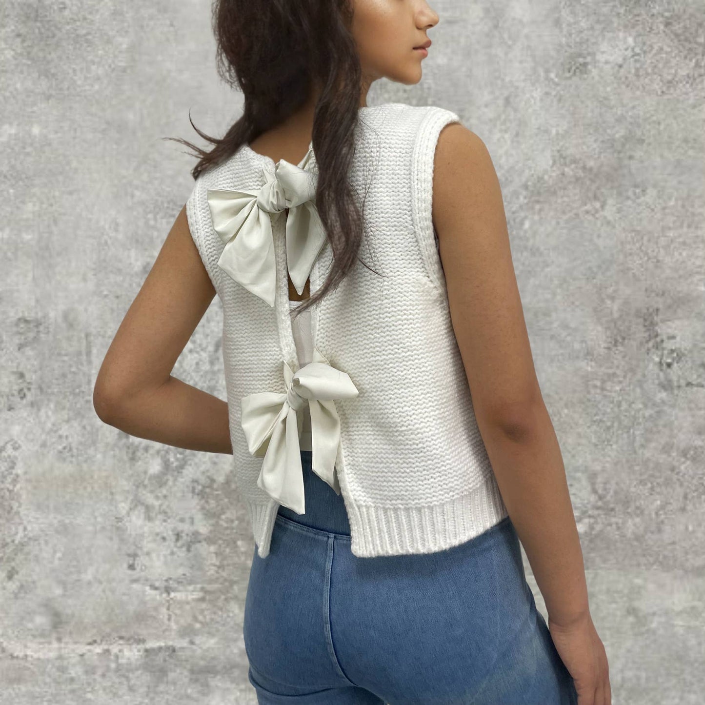 Satin ribbon bow Lace up at back knit sweater vest